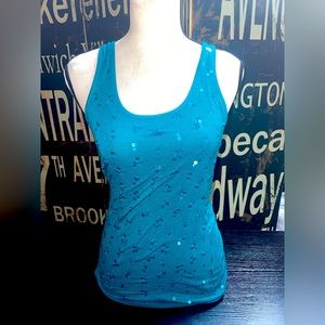Tank top size small‎
